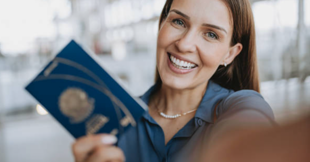 Brasileiros acima de 45 anos trabalhando remotamente com IA